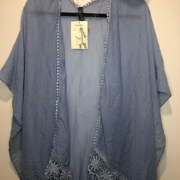 ✨2/$20✨ LIGHT BLUE LIGHTWEIGHT KIMONO✨ - Picture 4 of 4